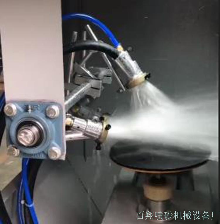 湿式转盘喷砂机加工舱.jpg